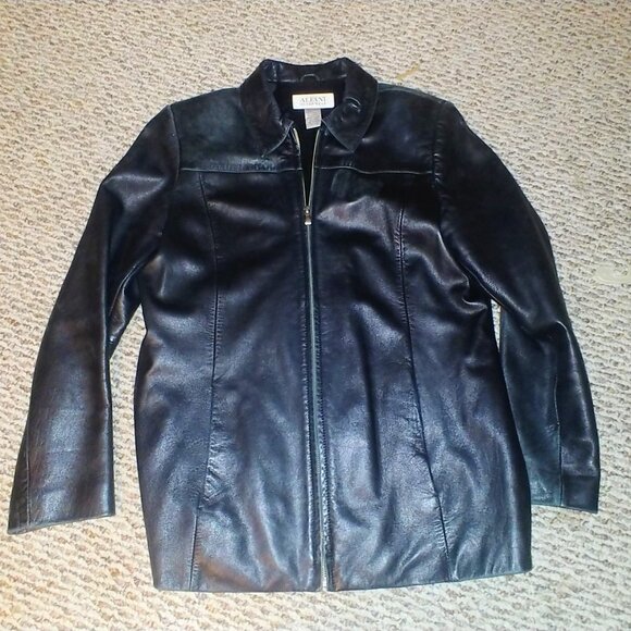 Jackets & Blazers - Women's Leather Coat